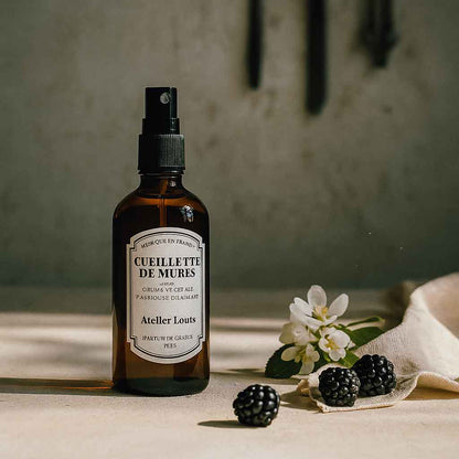 Herbal mist Blackberry picking